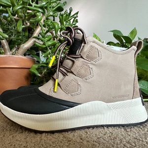 OUT N ABOUT™ III CLASSIC WOMEN'S WATERPROOF BOOT